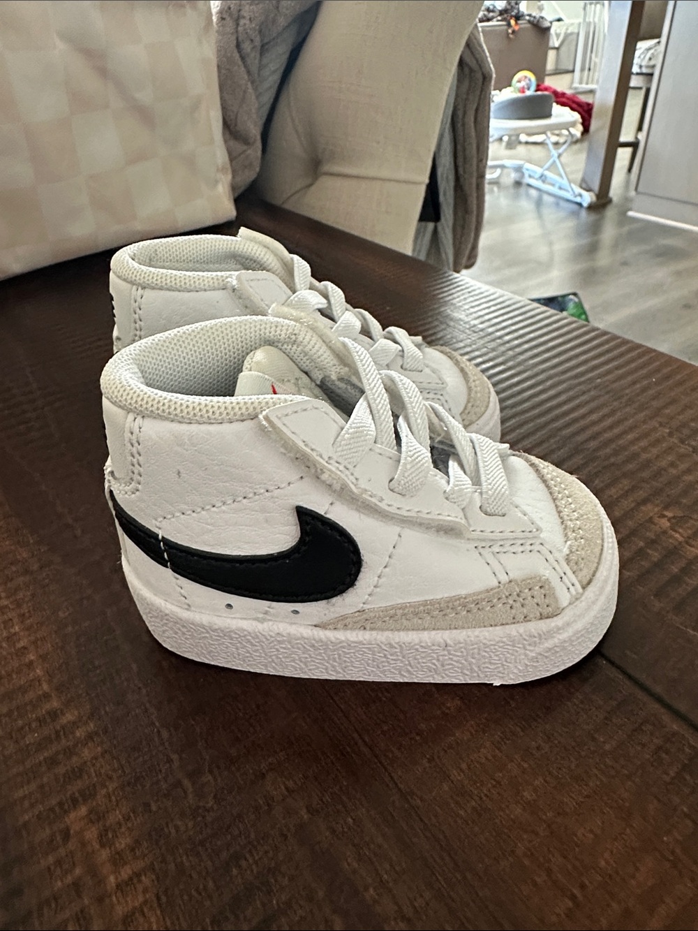 NEW! Nike Blazer Mid ‘77